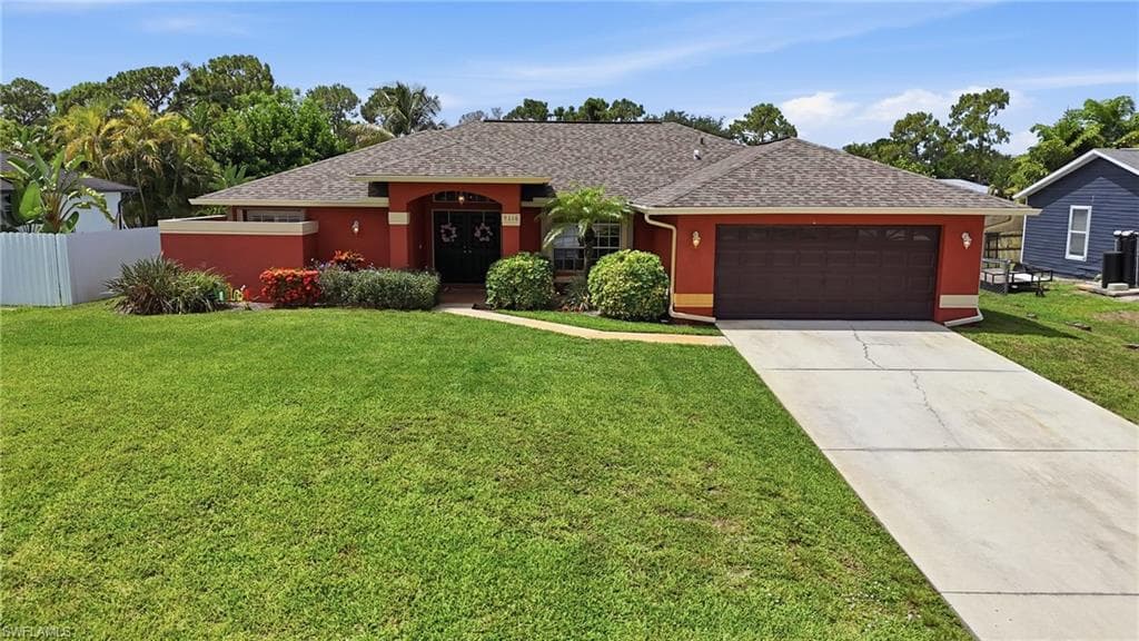 9116 Morris RD FORT MYERS, FL 33967