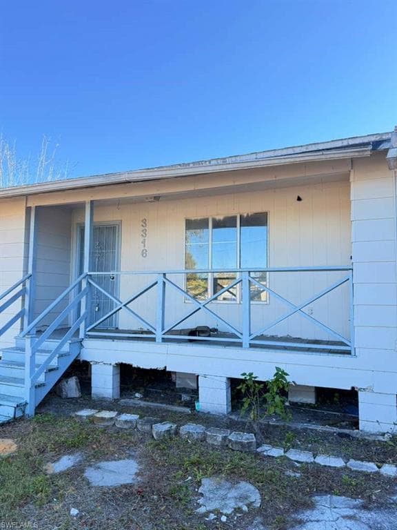 3316 Armstrong CT FORT MYERS, FL 33916