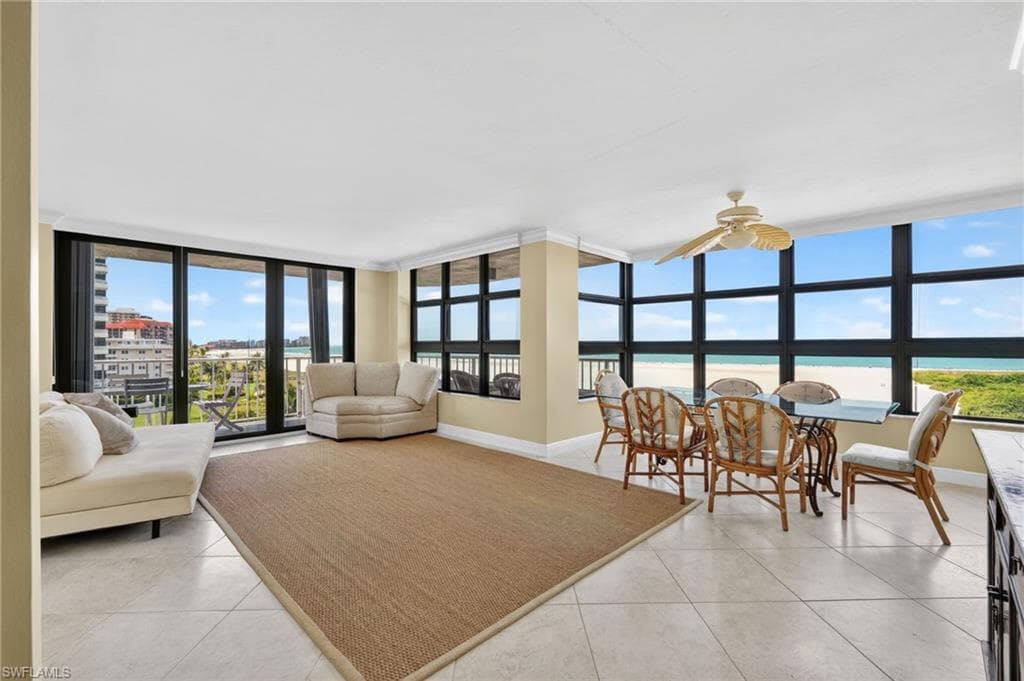 320 Seaview CT 711 MARCO ISLAND, FL 34145