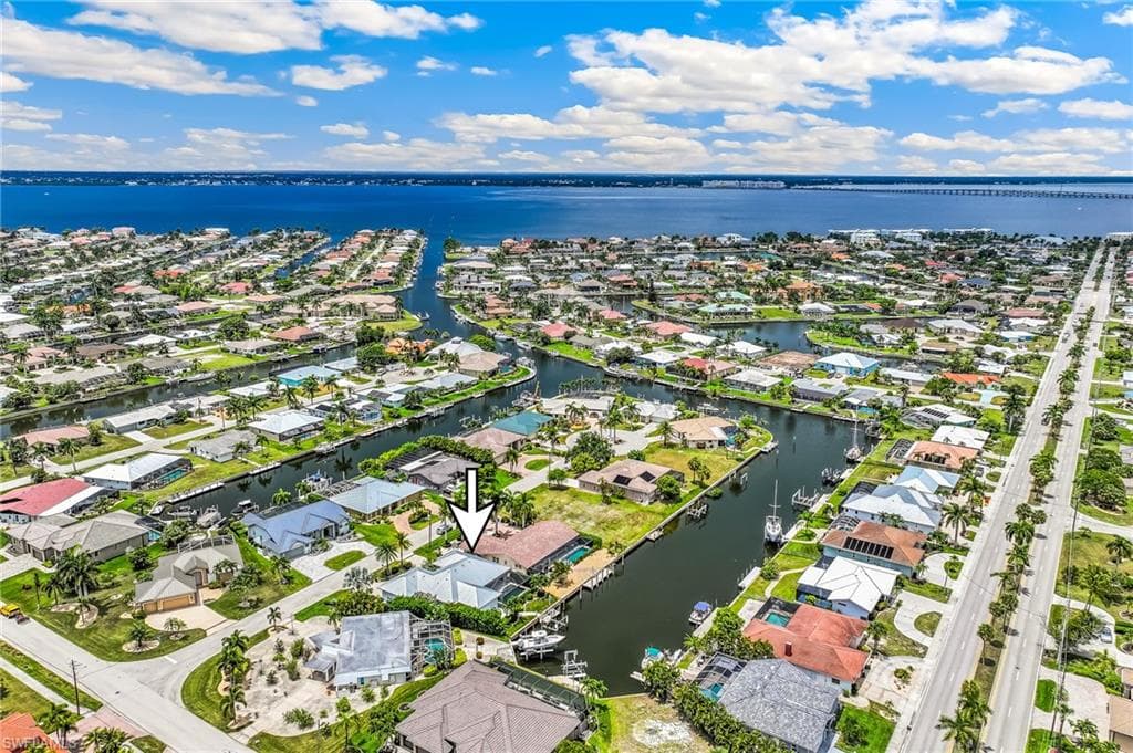 2477 Sierra LN PUNTA GORDA, FL 33950
