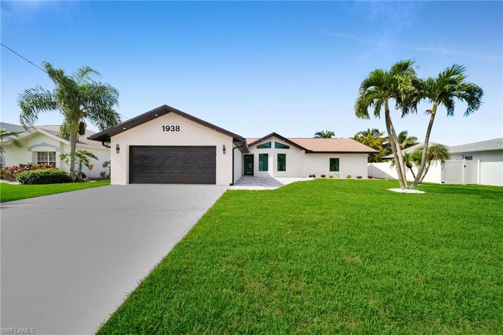 1938 Cornwallis PKWY CAPE CORAL, FL 33904