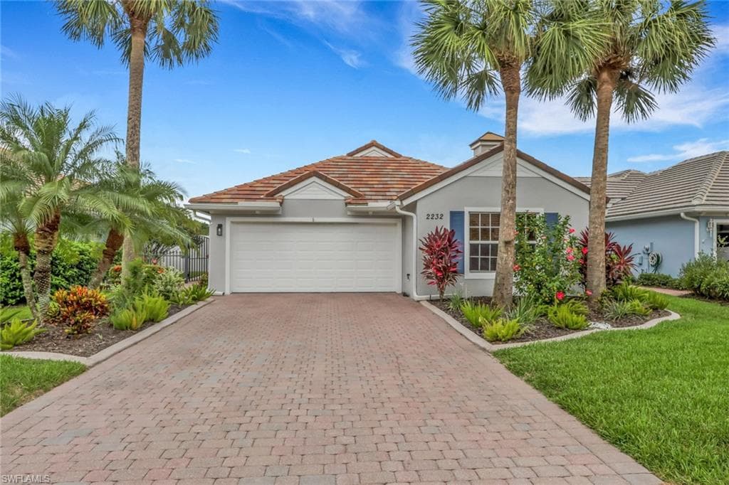2232 Summersweet DR ALVA, FL 33920