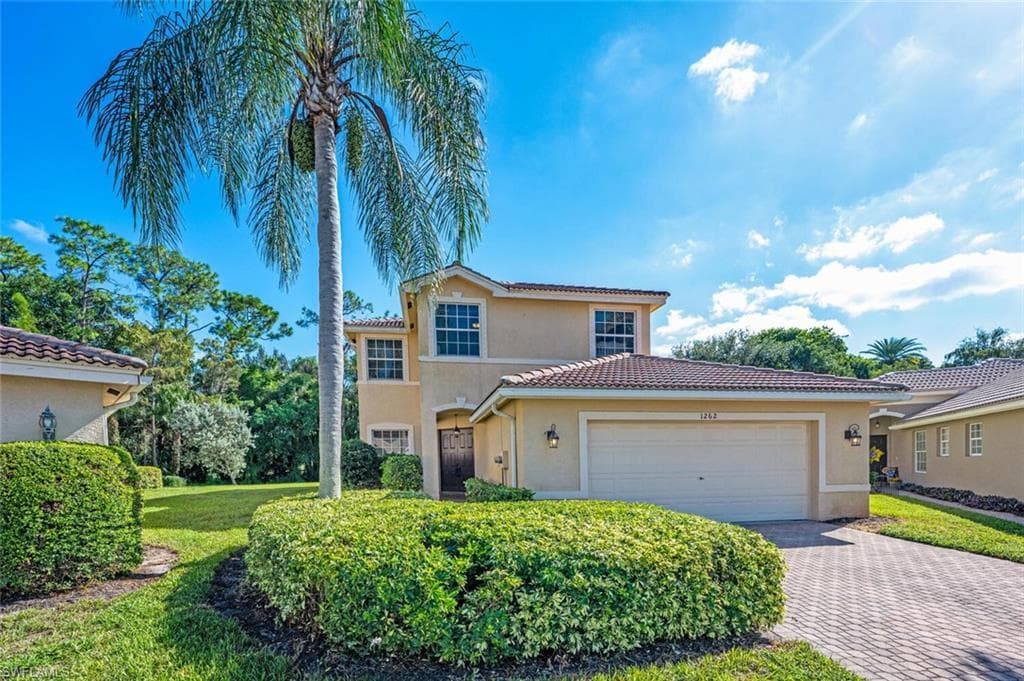 1262 Barrigona CT NAPLES, FL 34119