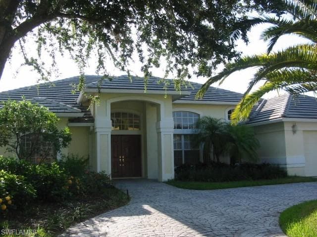 11761 Pinewood Lakes DR FORT MYERS, FL 33913