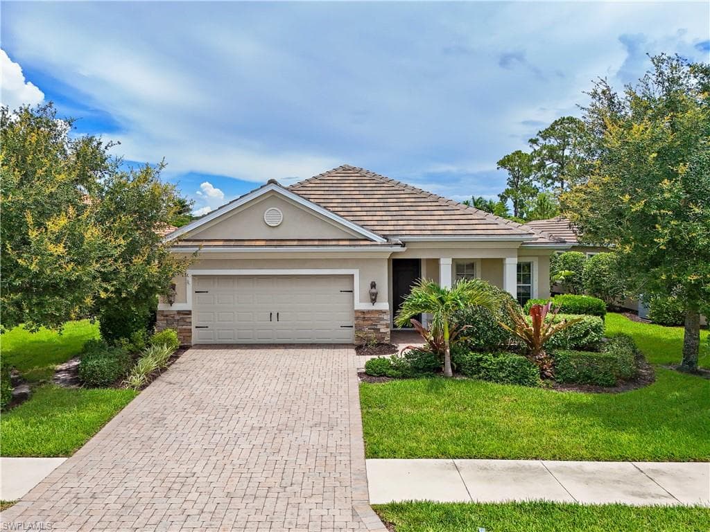 3571 Canopy CIR NAPLES, FL 34120