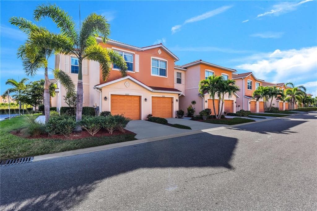 10281 VIA COLOMBA CIR FORT MYERS, FL 33966