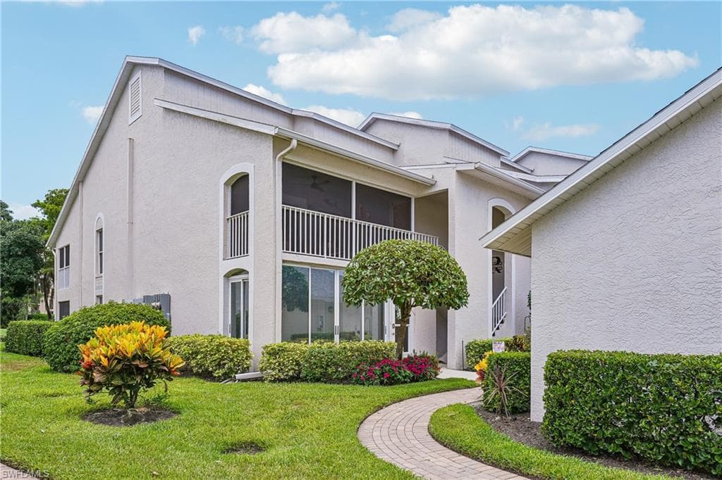 470 Country Hollow CT I201 NAPLES, FL 34104