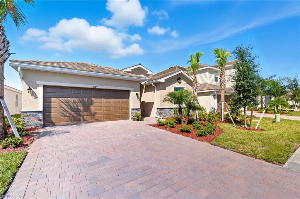 3984 Sweet Alyssum TER ALVA, FL 33920
