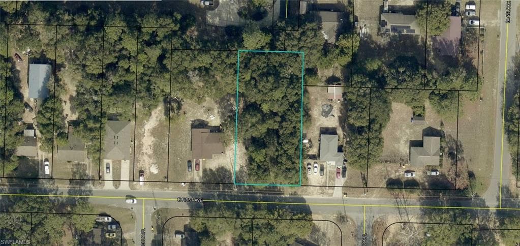 E First AVE CRESTVIEW, FL 32539