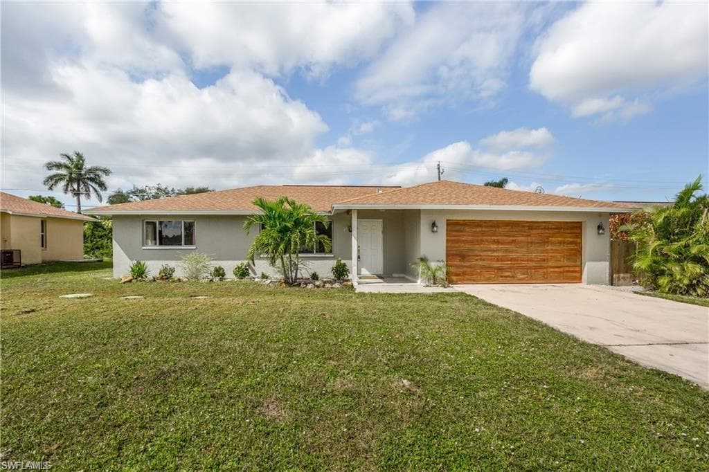 17188 Lee RD FORT MYERS, FL 33967