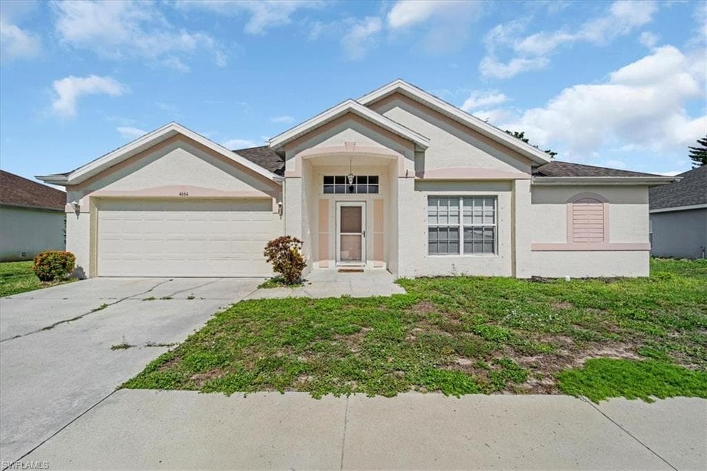 4664 Varsity CIR LEHIGH ACRES, FL 33971