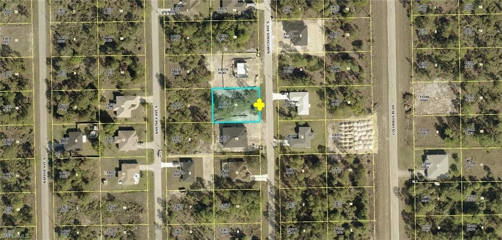 236 Narcissus AVE S LEHIGH ACRES, FL 33974