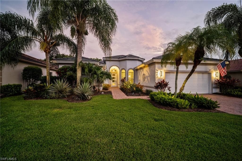 9042 Bronco CT NAPLES, FL 34113