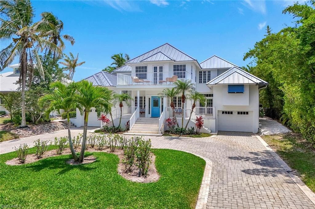 1500 Pelican AVE NAPLES, FL 34102