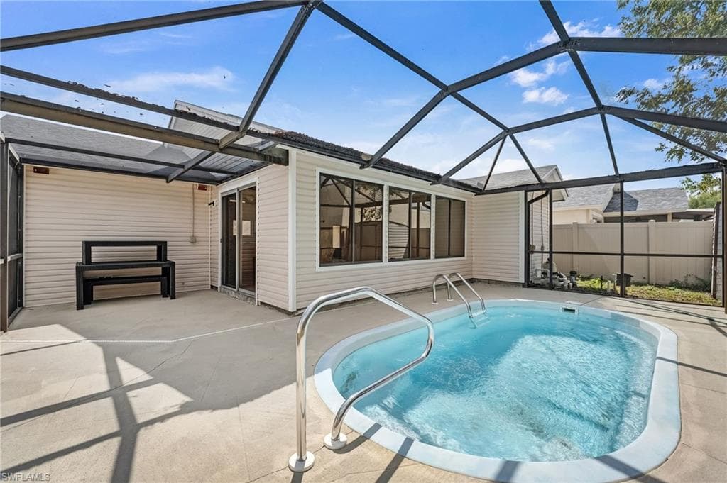 5581 Longleaf DR NORTH FORT MYERS, FL 33917