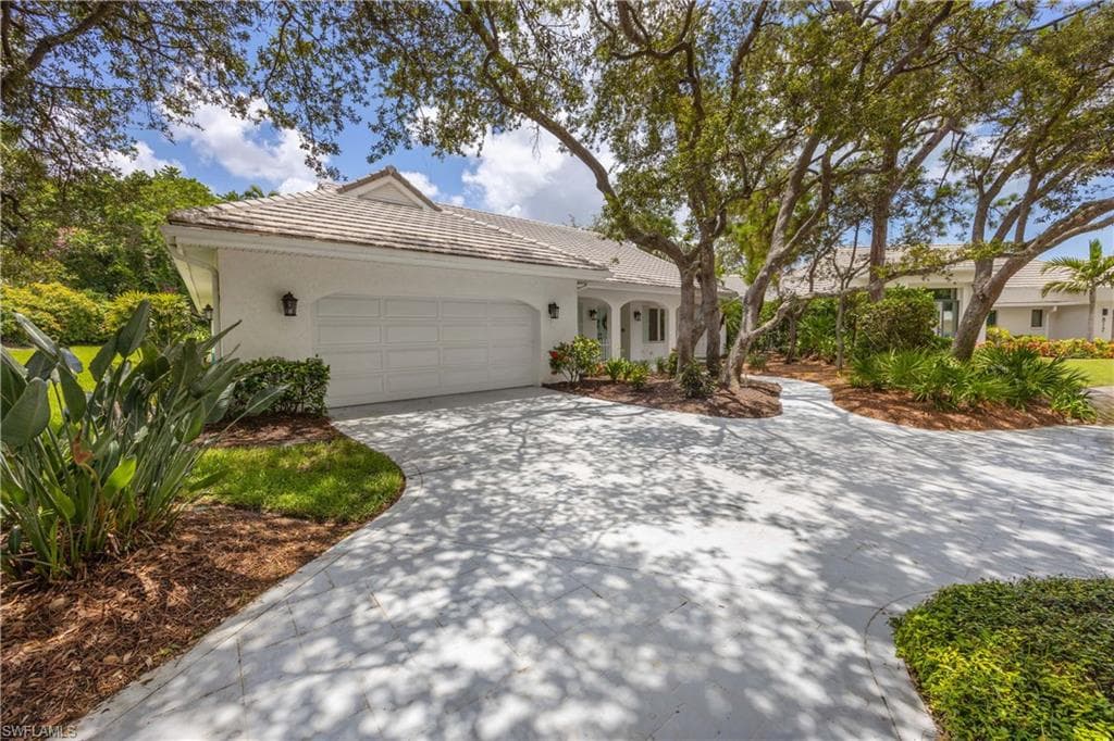 816 Turkey Oak LN NAPLES, FL 34108