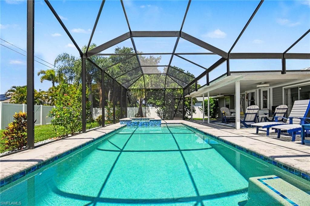 419 NW 7th TER CAPE CORAL, FL 33993