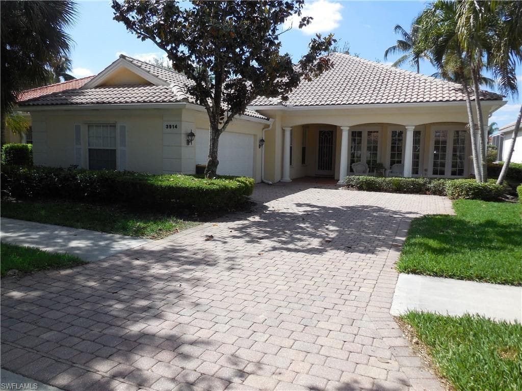 3914 Upolo LN NAPLES, FL 34119
