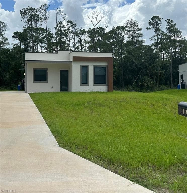 134 Viewpoint DR LEHIGH ACRES, FL 33972