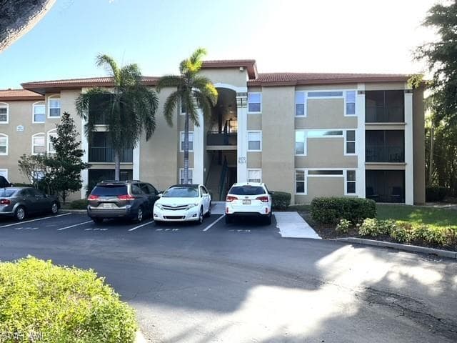 8870 Colonnades CT W 337 BONITA SPRINGS, FL 34135