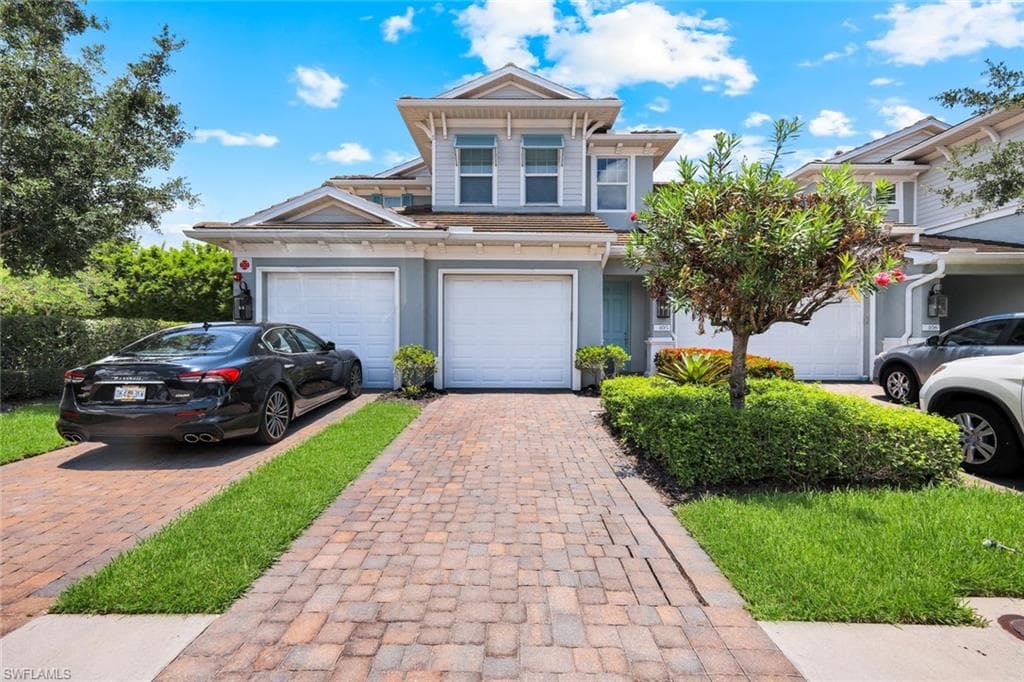 2343 Sheen LN 405 NAPLES, FL 34120