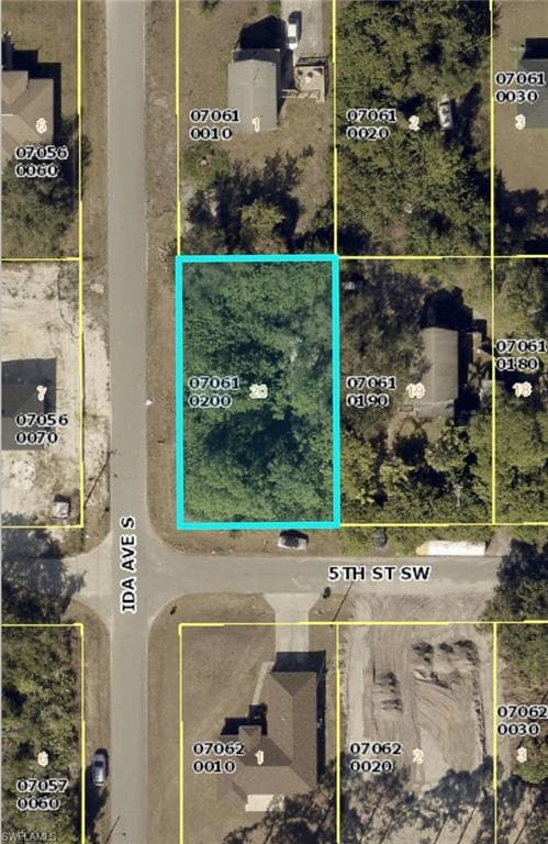 2820 5th ST SW LEHIGH ACRES, FL 33976