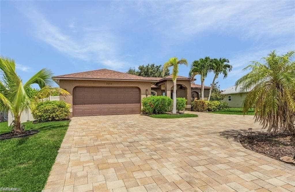 3005 SW 8th PL CAPE CORAL, FL 33914