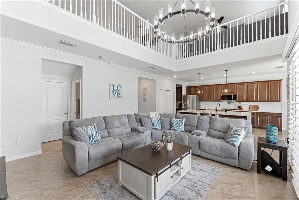 2175 Vermont LN NAPLES, FL 34120