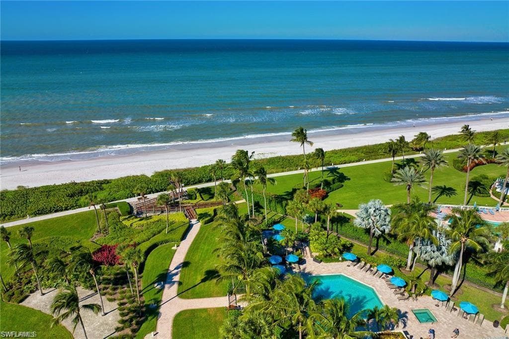 4551 Gulf Shore BLVD N 1001 NAPLES, FL 34103