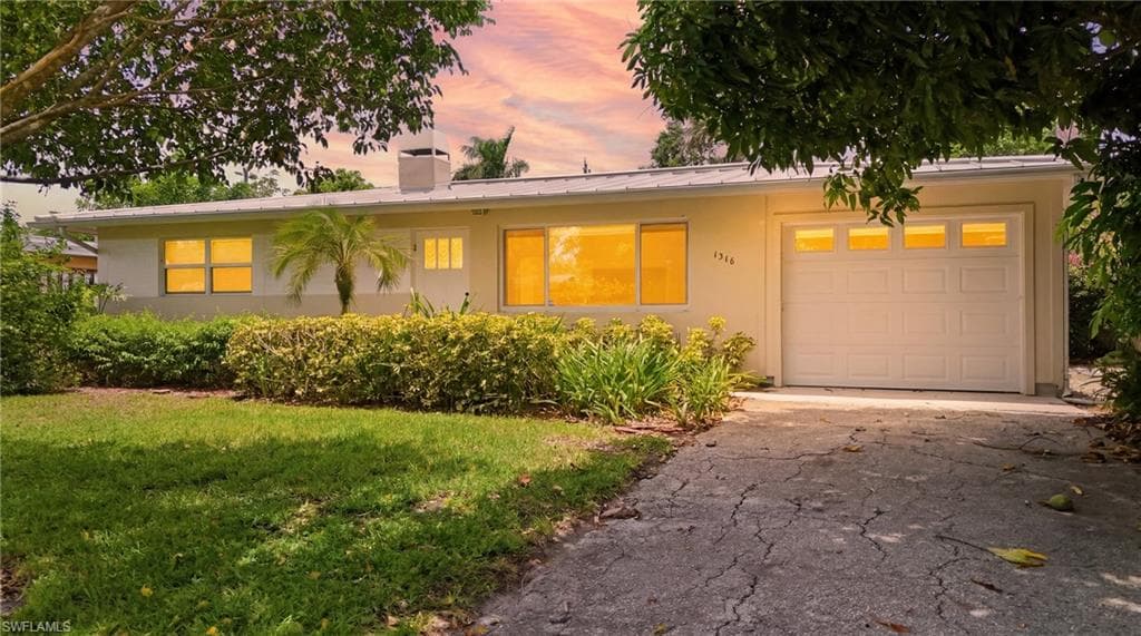 1316 Rordon AVE NAPLES, FL 34103