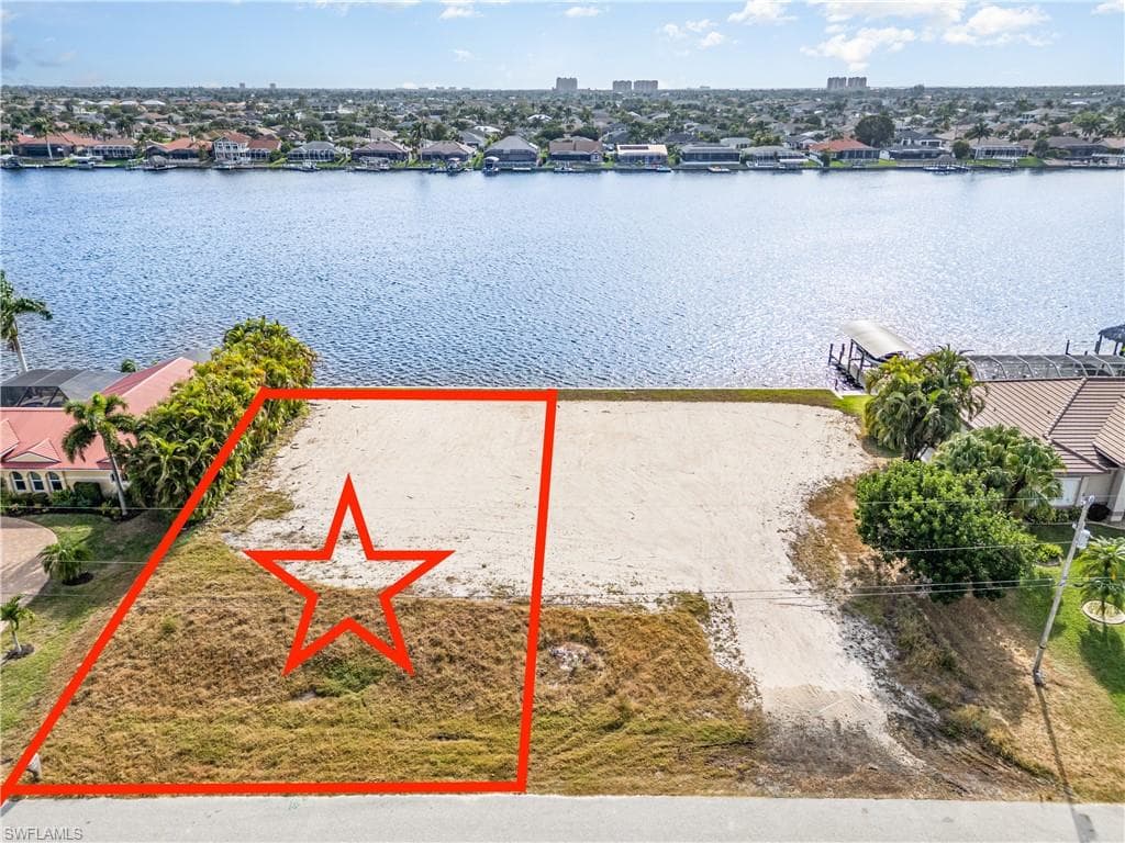 1128 SW 43rd ST CAPE CORAL, FL 33914