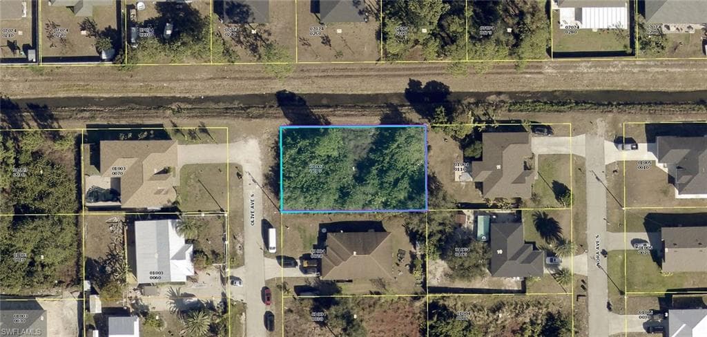 4701 Olive AVE S LEHIGH ACRES, FL 33976