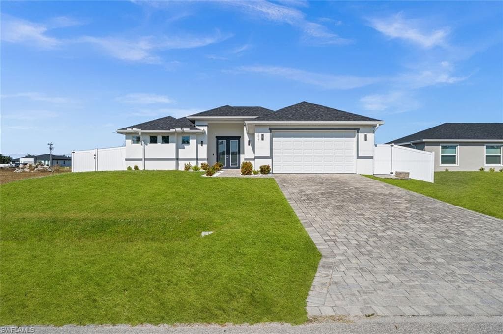 1017 15th TER CAPE CORAL, FL 33993