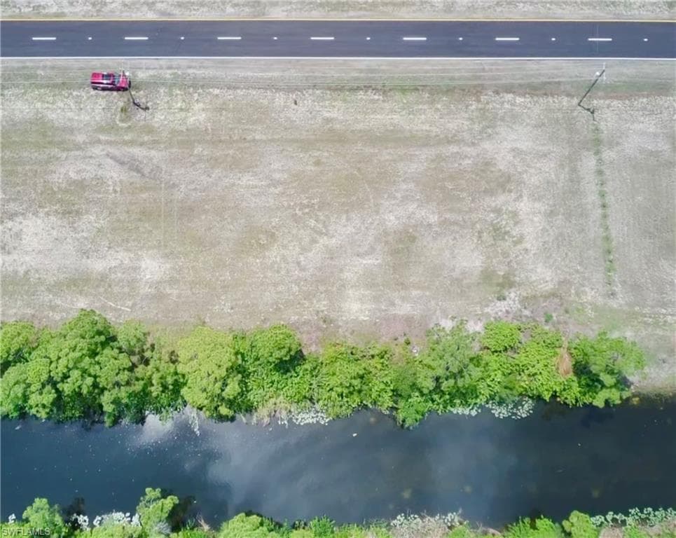 207 Wilmington PKWY CAPE CORAL, FL 33993