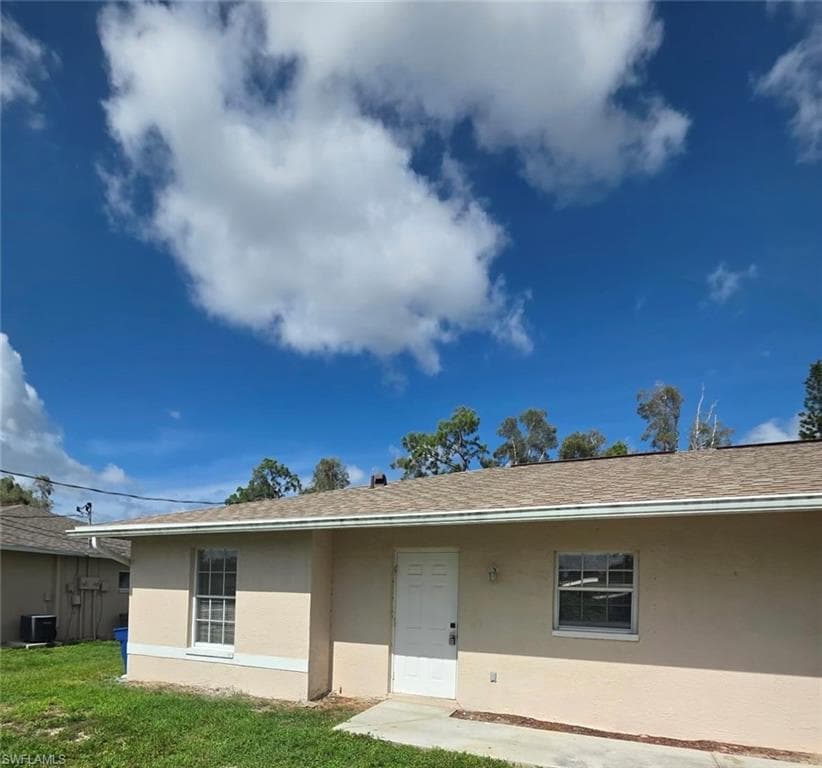 18569 Bartow BLVD FORT MYERS, FL 33967
