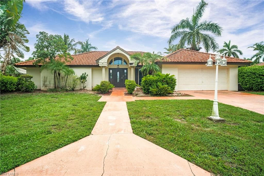 5231 Greenbriar DR FORT MYERS, FL 33919