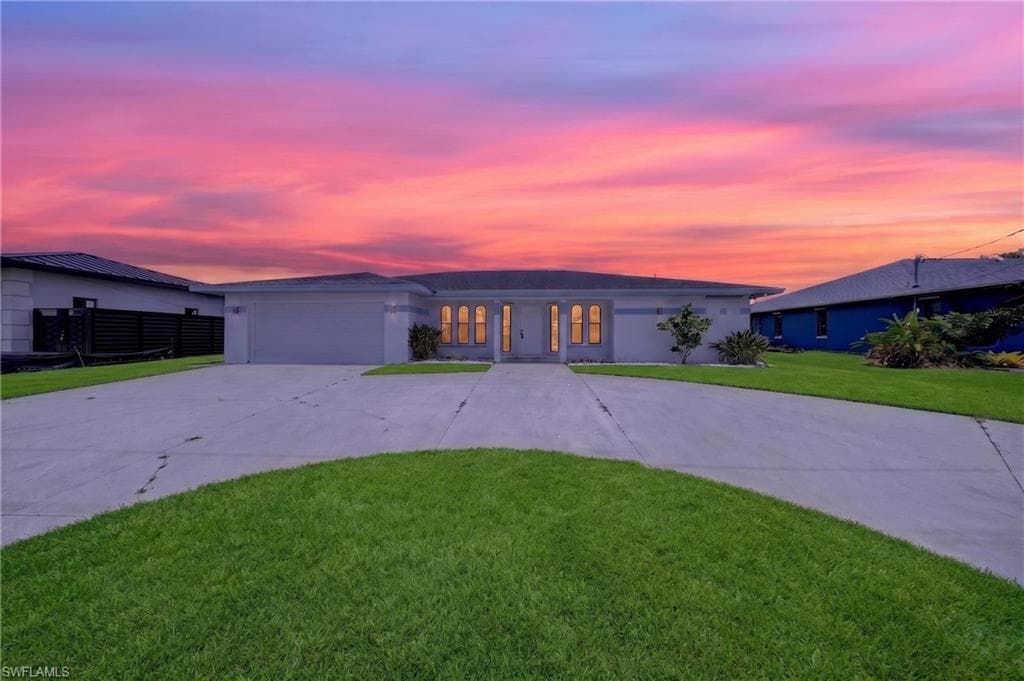 1417 Everest PKWY E CAPE CORAL, FL 33904