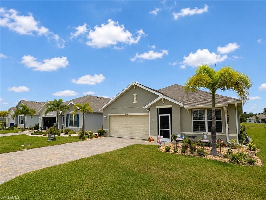 16818 Pink Coral Path NORTH FORT MYERS, FL 33903