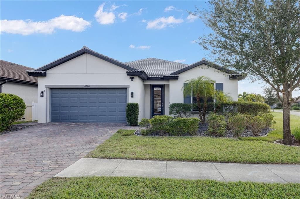 16000 Palmetto Prairie DR ALVA, FL 33920