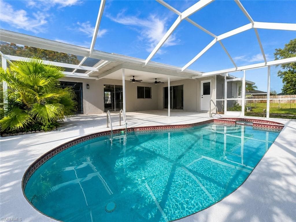 1815 SE 15th TER CAPE CORAL, FL 33990