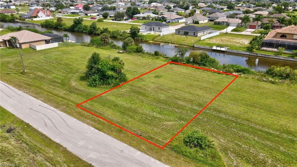 1428 NW 11th TER CAPE CORAL, FL 33993