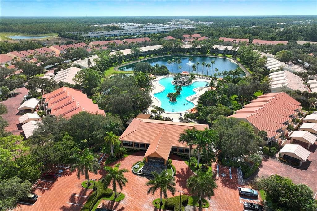 2405 Hidden Lake DR 4705 NAPLES, FL 34112