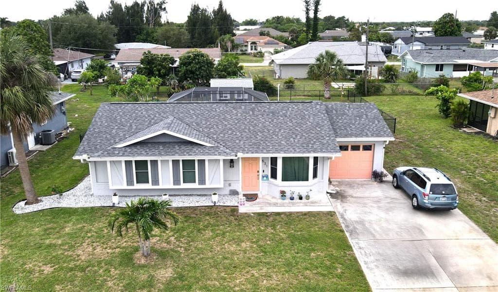 531 Lakemont AVE NW PORT CHARLOTTE, FL 33952