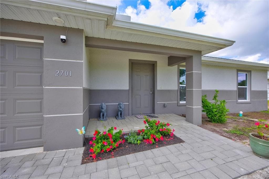 2701 Darlene PL LEHIGH ACRES, FL 33971