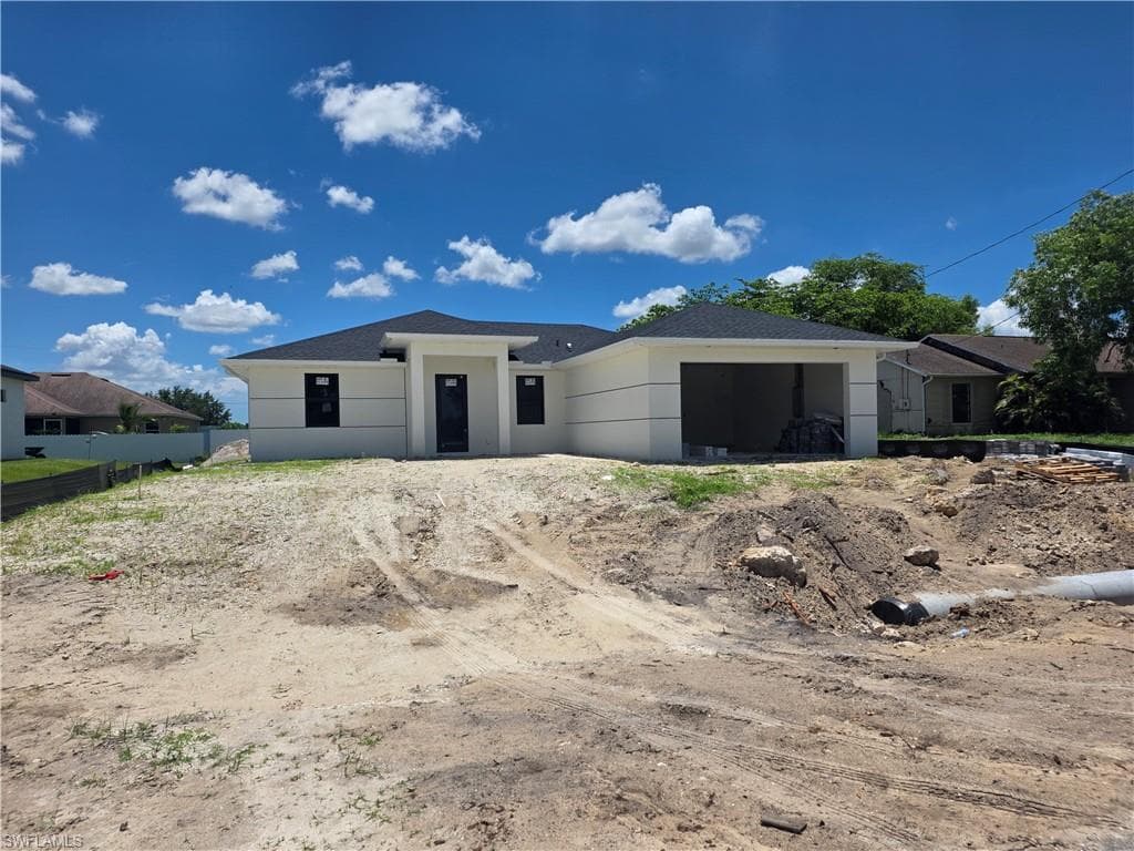 2615 NW 26th TER CAPE CORAL, FL 33993