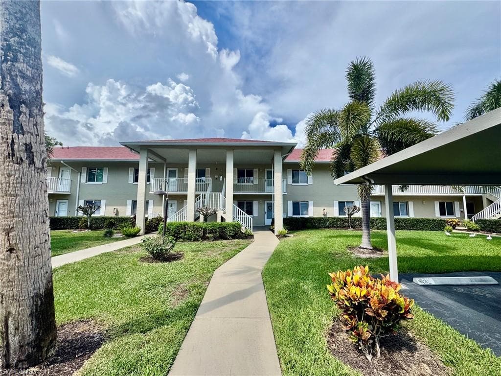 4524 Andover WAY I-204 NAPLES, FL 34112