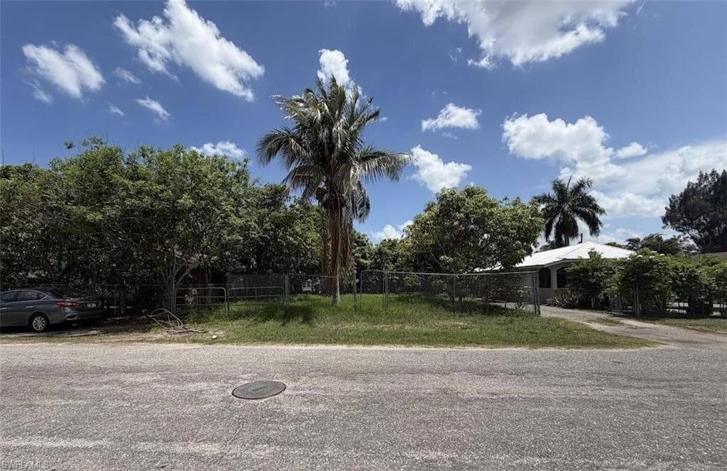 324 E Obispo AVE CLEWISTON, FL 33440