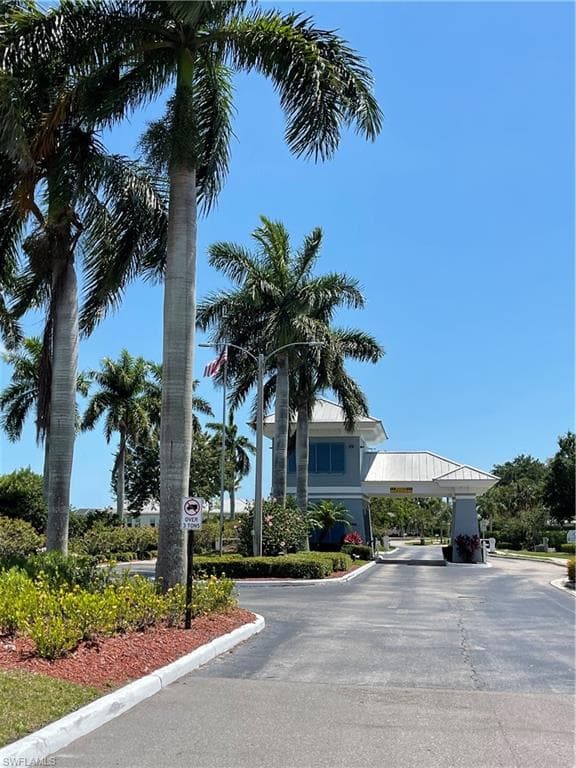 18529 Royal Hammock BLVD NAPLES, FL 34114