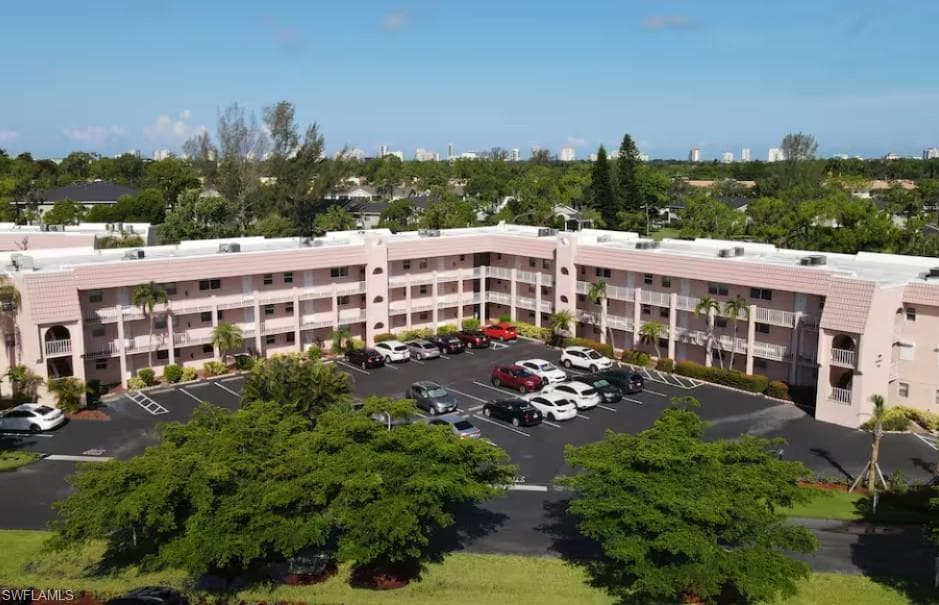 170 Turtle Lake CT 309 NAPLES, FL 34105