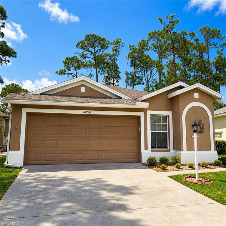 10716 Blue Bimini CIR ESTERO, FL 33928